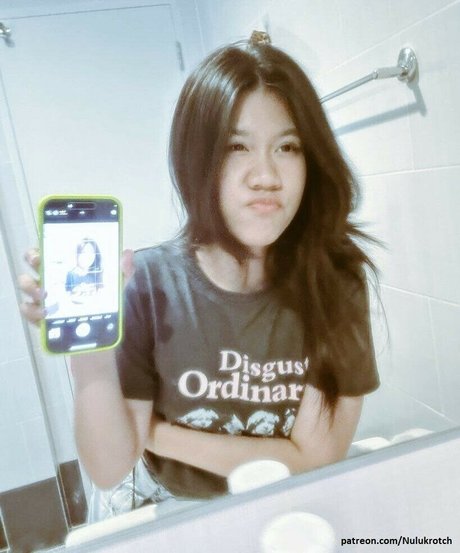 Nulukrotch star naked images