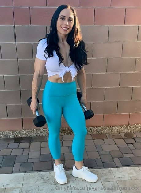 vanessaarizonaxxx free model photos