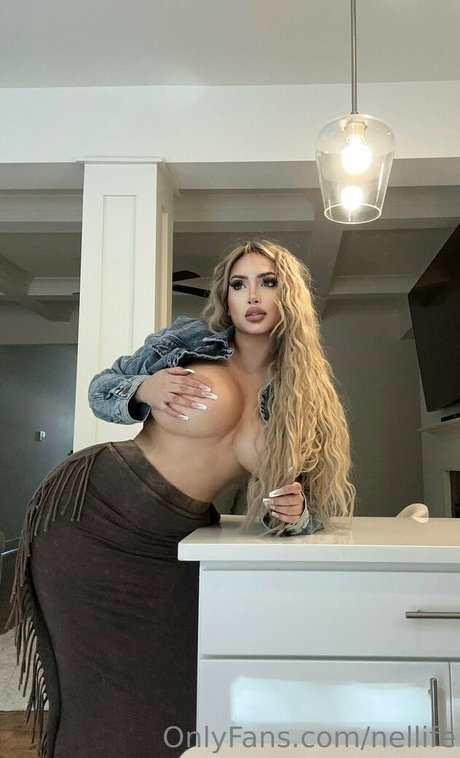 Anel Peralta model exclusive photos