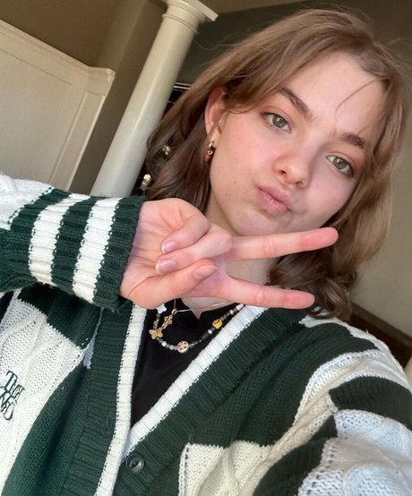 Isabel Myers erotic actress galleries