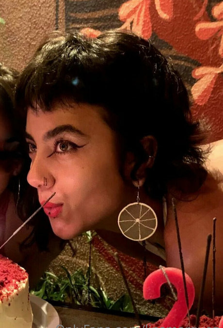 linsmarquez model high quality img