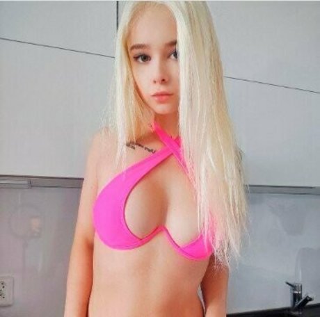 mia moxie star sexy photo