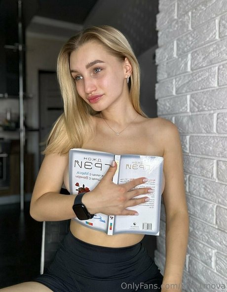 alkh1mova exclusive pornstar img