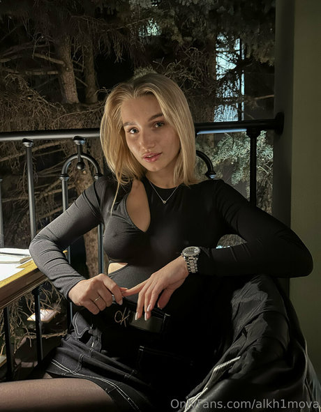 alkh1mova xxx pornstar pictures