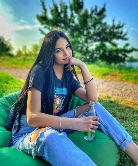 italian milf onlyfans best picture