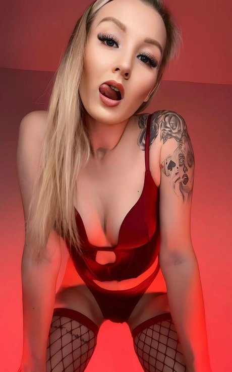 femdomalexxx model naked archive