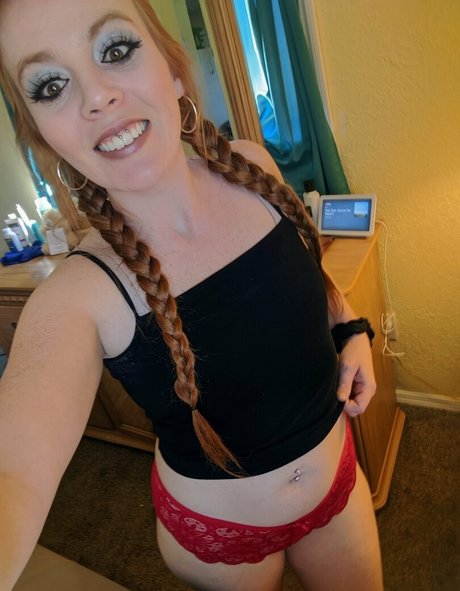 gwennie1993 exclusive actress photo