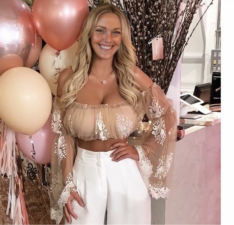 nude redhead onlyfans xxx archive