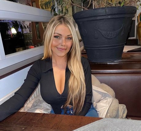 Rachel Dixon star free img