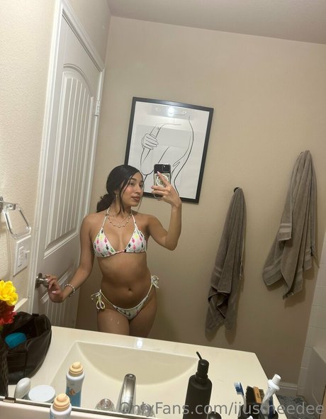 ijustneedee hd actress pics