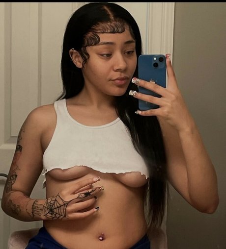 Isis Dior model adult picture