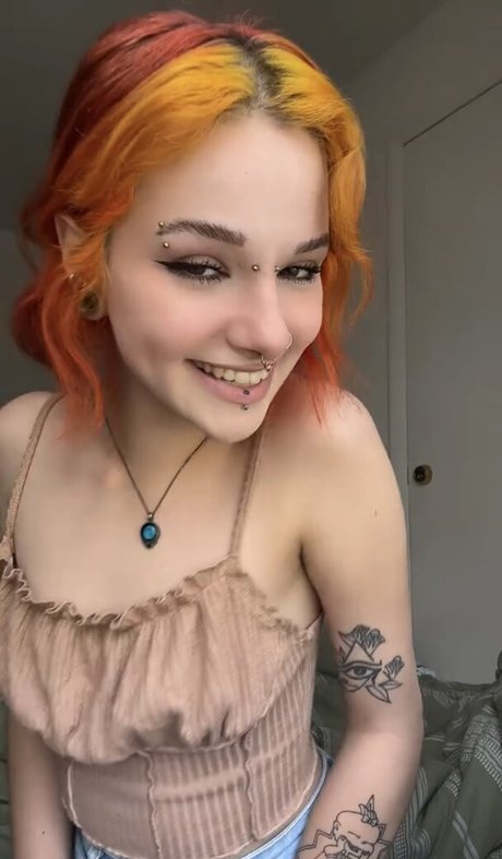 Pissflavoredlemonade pornographic star archive