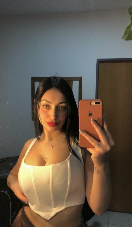 Palsiiiii pornographic model photo