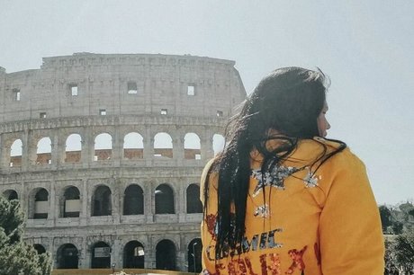 Naty Mari model pornographic images