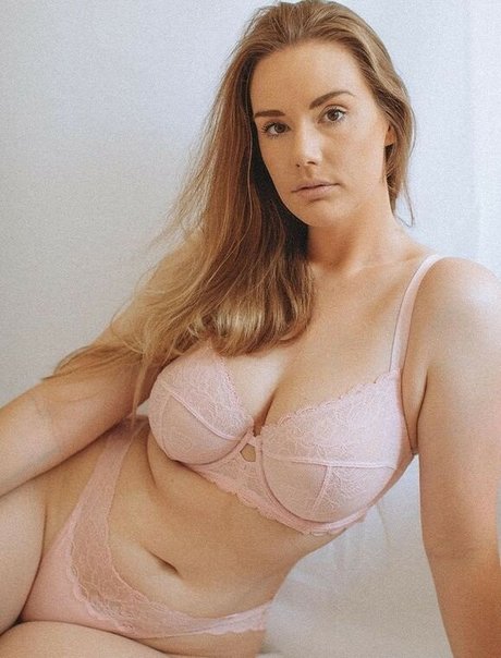 teen ladyboy onlyfans hot sexy pic