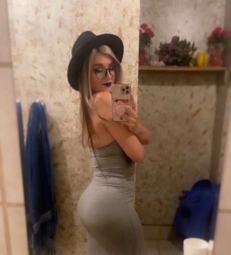 Eveuh star nudes photos