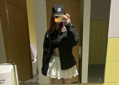 average onlyfans sexy nude picture