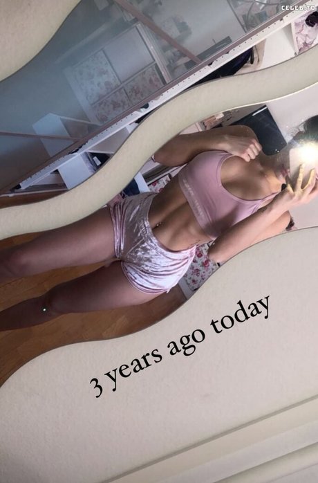 Chalina l star hot img