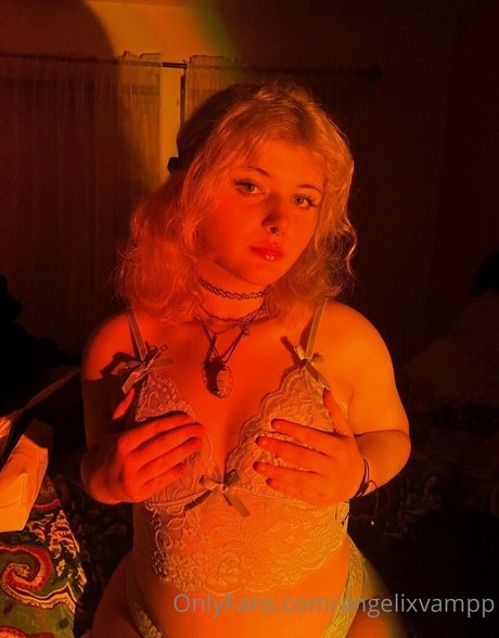 angelixvampp hot actress photo