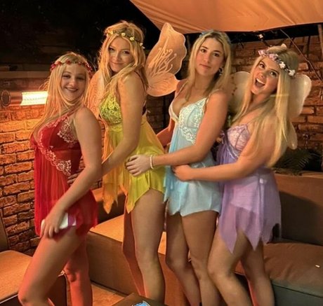 Miriam Stoifl model top img