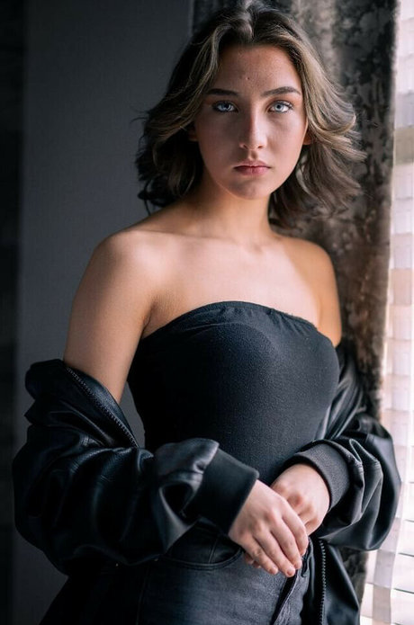 Abalil7 Abbililli star nude pics