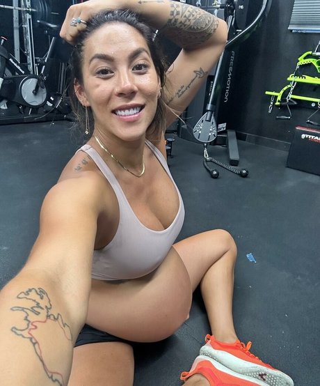 Hannah Eden Fitness free pornstar images