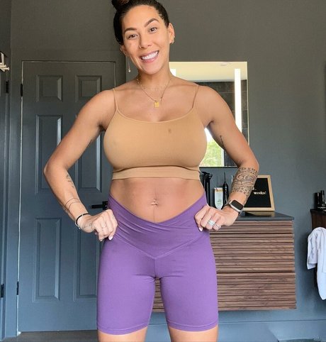 Hannah Eden Fitness nice actress pictures