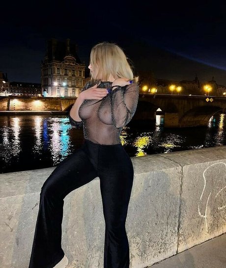 Giulia Leopardi star pornographic photos