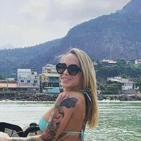 Bianca Domingues naked star images