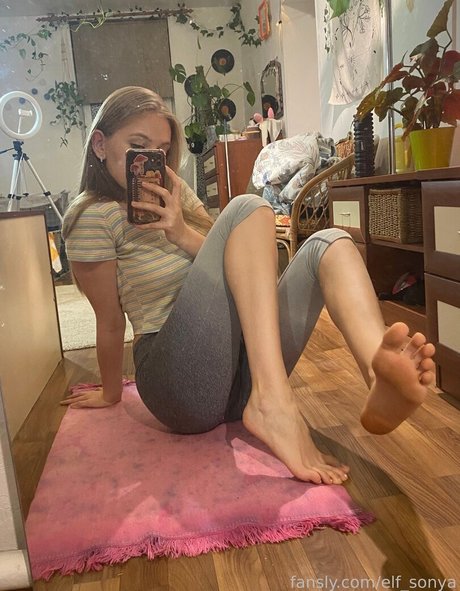 Elf sonya hd model pic