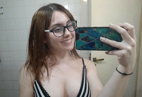 Melina Guida beautiful pornstar image