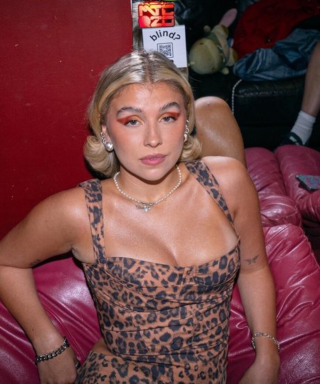 Caity Baser porn model pic