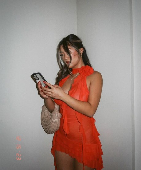 Ashleigh Thao naked pornstar pics