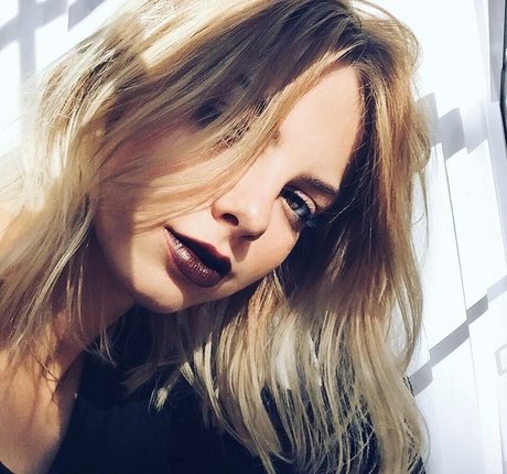 Allie Marie Evans nice pornstar images