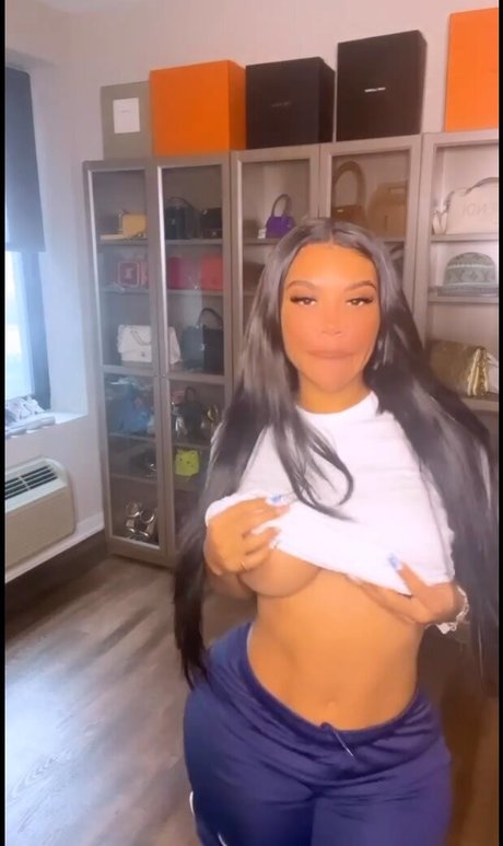 Chinesekitty pretty pornstar image