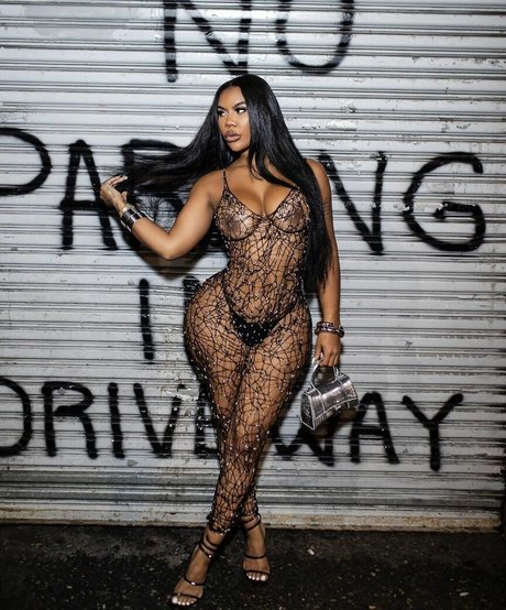 Chinesekitty pornstar top image