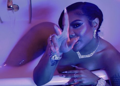 Chinesekitty star perfect photo