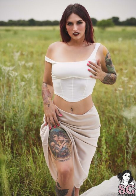 Lovemeferal art actress image