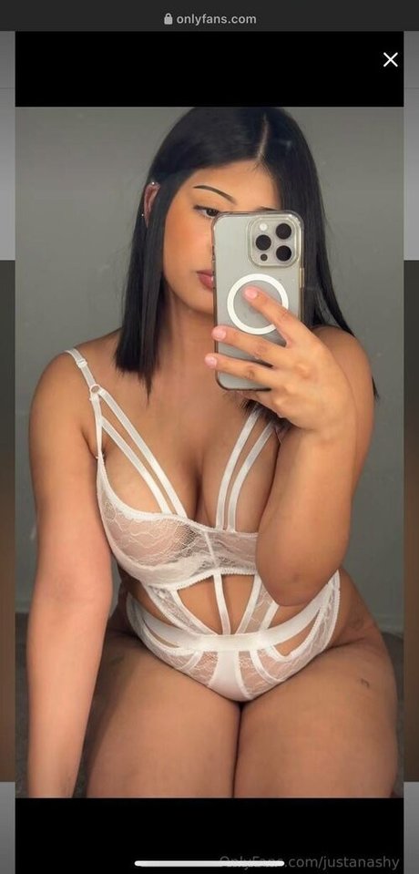 justanashy pretty model gallery