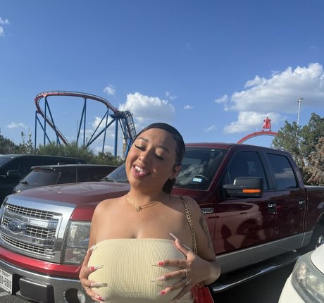 bajarose porn model photo