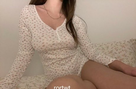 rortwt porn actress gallery