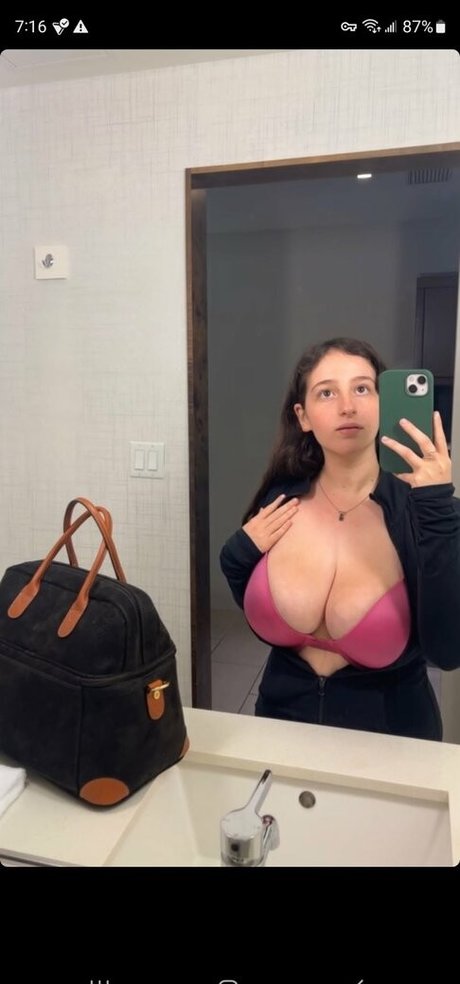 BustyMor N naked model archive