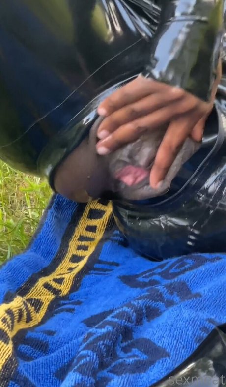 Sexmeat nudes actress img