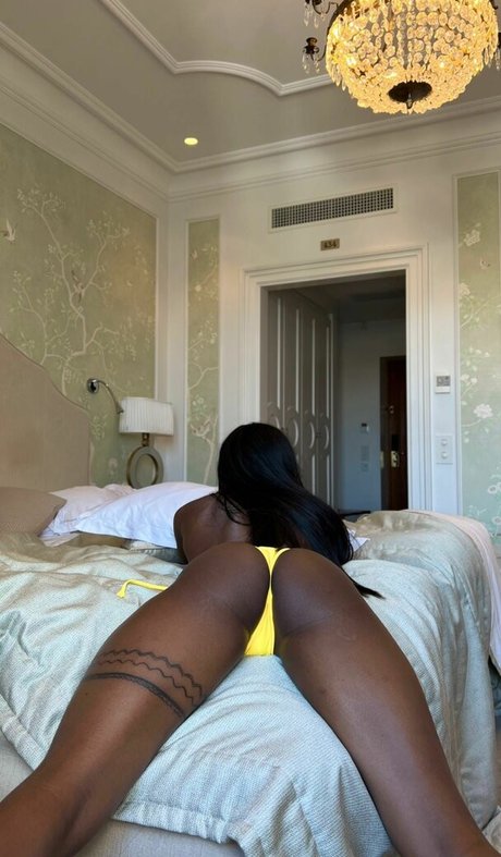 a desuwa__ model sex img