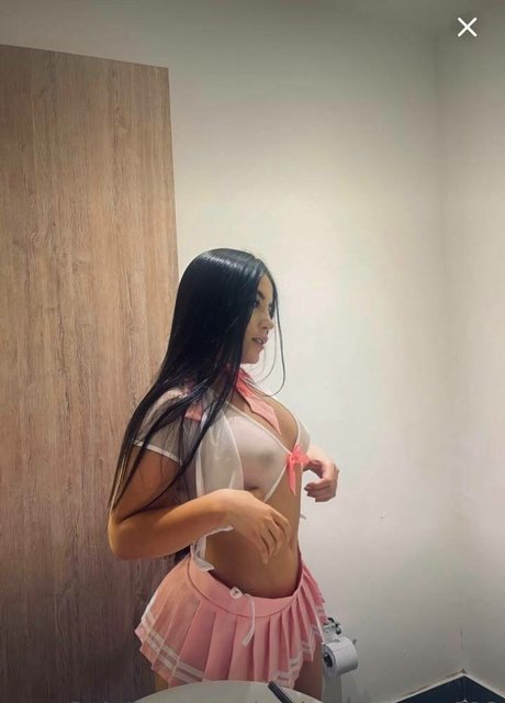 Andrea Gomez pretty star images