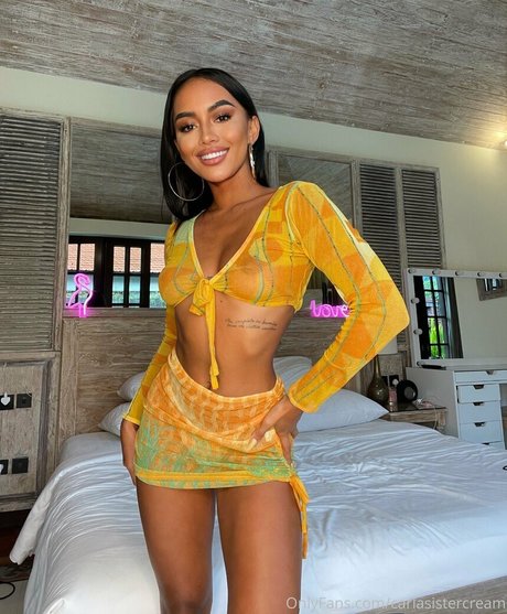 Carla PieceArt pretty star photo