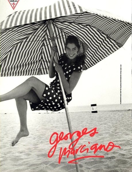 Carre Otis perfect model gallery