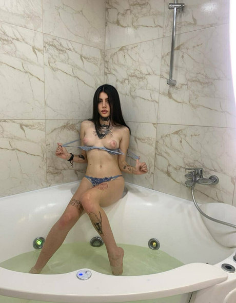 aly cia sex actress galleries