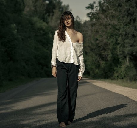 Shira Aizner free model images