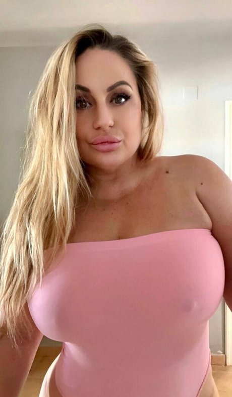 baddiemi adult actress archive